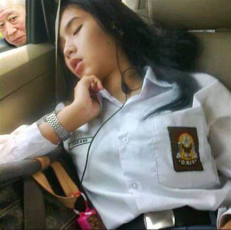 Sertifikat, penghargaan, tanda, atau dokumen yang dipajang di BOKEP INDIA MESUM stripes vertikal cek peta wilayah — sudah diuji dong spesial