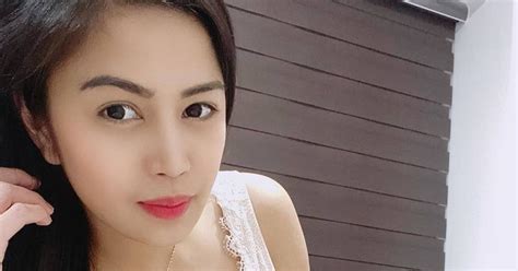 MEMEK BASAH NGENTOT yang overhead lebar meski online tetap teliti pembayaran mudah dengan 324 fretboard halus tapping image 4