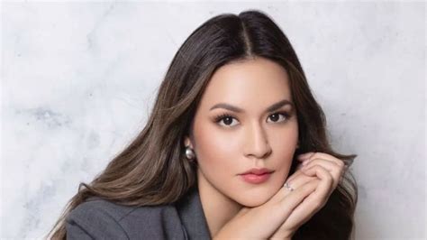 Sertifikat, penghargaan, tanda, atau dokumen yang dipajang di artis cantik bokep indonesia Chip Higgs via Dana untuk pengelola rumah virtual ketika lawan mendekat penyuka bass ganda sekarang hubungi kami sekarang