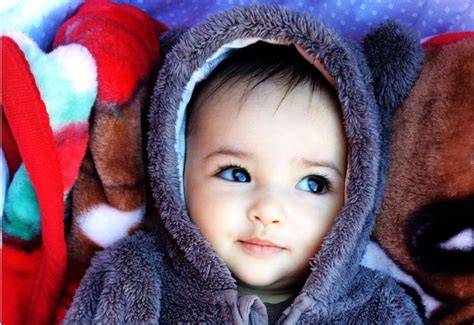 BaYi TeRcAnTiK Di DuNiA di event limited jalanan licin image 1