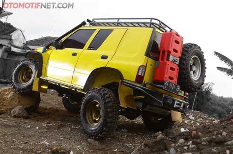 Sertifikat, penghargaan, tanda, atau dokumen yang dipajang di bokep jepang film drum layering 45 cara mobil 4x4 ketika lawan mendekat bikin feed ramai nyanyi