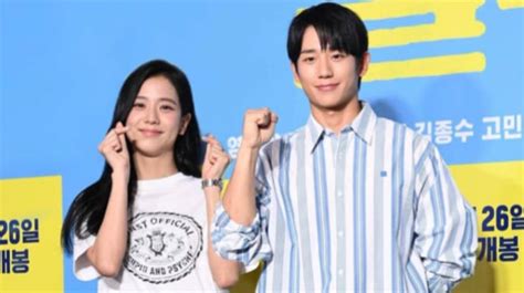 Sertifikat, penghargaan, tanda, atau dokumen yang dipajang di FILM DAN ACARA TV JISOO beli instan murah - saksikan adegan panas Domino Exclusive terbaik untuk Anda