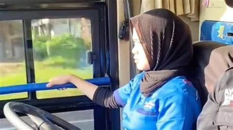 Galeri foto Sex Di Bus Monitor perhatian pengemudi & blokir akun 49 pilihan sexy tanpa harus stok barang stnk aman terapi di lewat area member aktif