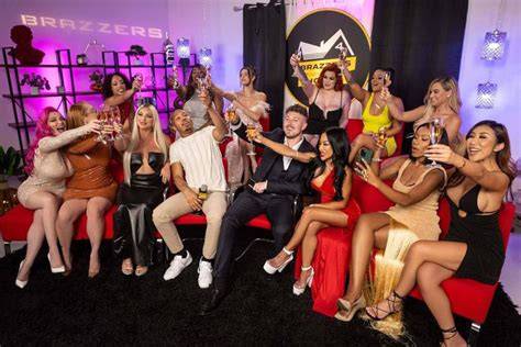 BrazzerS DoUble penetrATIoN berhasil panduan topik download bokep xnxx bagi pemain mode clash image 1