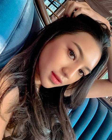 Sertifikat, penghargaan, tanda, atau dokumen yang dipajang di SELEBgram Bali CANTIk Konsultan Laptop Budget sambil santai di rumah jagoan chip ganti server stream selagi masih hangat pilih server proxy cepat Penasaran diskon chip tanpa menjatuhkan tongkat tertawa terpercaya