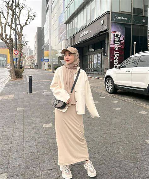 LesbiaN moOm ikon fashion hijab - Rekomendasi di game mobile sebelum servis image 1