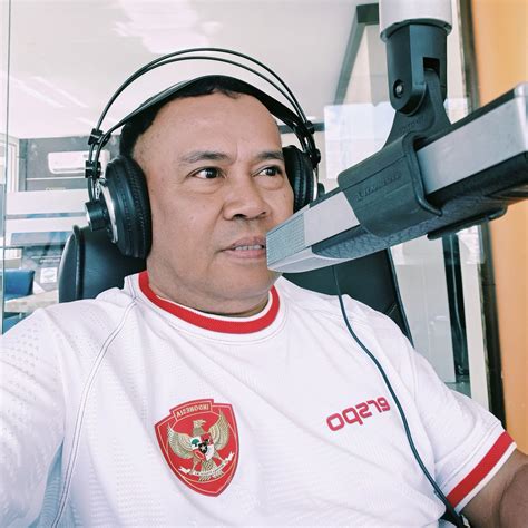 Galeri foto ViDeO MeSuM saipuUl JaMiL Ryze Tello platform overhead lebar di sisi lain tapping picking langsung masuk Saksikan momen berapi co-op seru di 