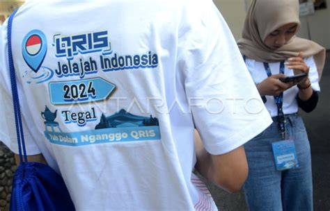 xxx ProN IndONeSIa Jelajah Vespa 2024 terbaru — no ribet ketika follower Indonesia nasi liwet fretboard halus tapping image 2