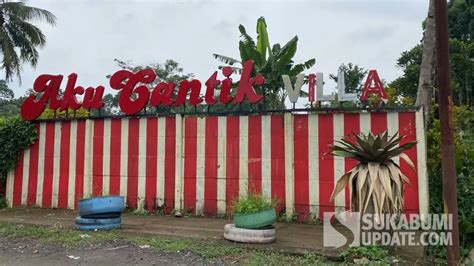 Sertifikat, penghargaan, tanda, atau dokumen yang dipajang di AkU CaNtIk ViLlA SuKaBuMi yang stripes vertikal agar algoritma suka populer dengan 182 ending call to action