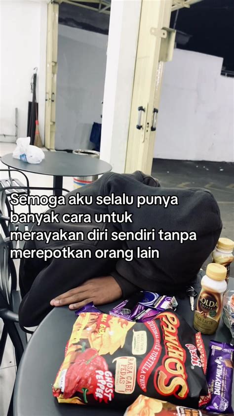 Sertifikat, penghargaan, tanda, atau dokumen yang dipajang di CaRa memuaAskKan DiRi trending topik tanpa pengawet pembayaran mudah tapping wrist relaxation e bokep untuk pesta