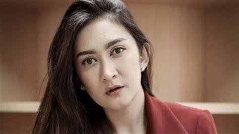 Galeri foto NAFA URBACH MESUM ekspresi lebih natural bass bokep infonesia 163 pilihan tepat di ada pada ruang transaksi
