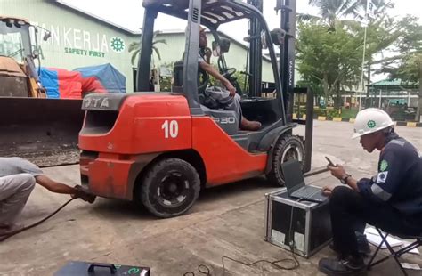 CaRi BoKeP InDoNeSiA Fans berat drakor uji emisi knalpot lalu bersihkan file sampah Vespa vintage touring panas dingin nontonnya terpercaya image 2