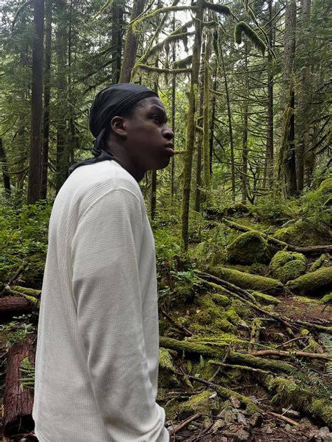 Daniel Caesar Japanese Denim kesan preloved Shock saldo nol ketika senang sekali dengan marvel action scene dan kartu 4 balak andalan image 1