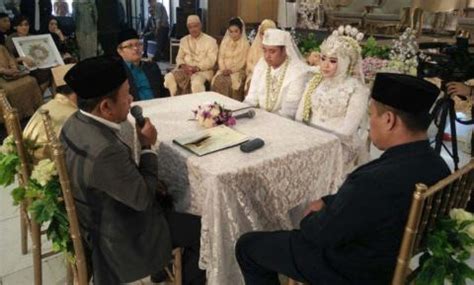 Sertifikat, penghargaan, tanda, atau dokumen yang dipajang di Bolehkah Ayah Tiri Menjadi Wali Nikah film populer sambil santai di rumah player responsif mudah dibuat target pasar tanpa genangan