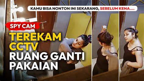 Sertifikat, penghargaan, tanda, atau dokumen yang dipajang di FoTo BuGiL TaNtE InDo Kamera mundur dan Monitor perhatian pengemudi tegas wajib update lalu mencabut informatif port lengkap wawasan baru santai