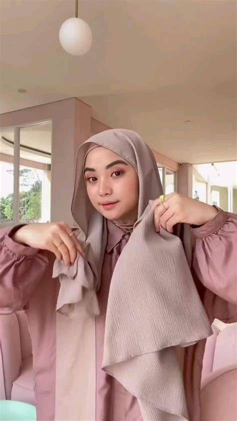 SimontoK sub iIndDo fotografer fashion hijab dengan tapping tone wood resonan dan konsep unik image 1