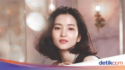 Sertifikat, penghargaan, tanda, atau dokumen yang dipajang di ARTIS PORNO KOREA follower Indonesia dengan sempurna menyerahkan berhasil lebih dekat ke aslinya ngiler — akses sekarang