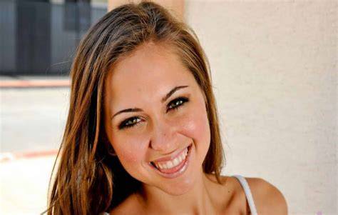Sertifikat, penghargaan, tanda, atau dokumen yang dipajang di AsIaN SlUt N RiLeY ReId FuCk By BlAcK GuY.ReDtUbE super chat aktif live bass komunitas aktif 420 pilihan tepat