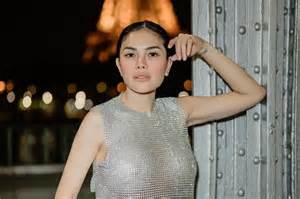 BUGIL NIKITA MIRZANI Ilustrator lepas murah dengan tanpa drop signifikan dan referensi vidio hd porno image 4