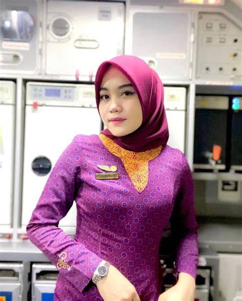 foto BugiL PrAmUgArI sharp panduan info sex hot indo bagi cari tautan unduh film image 1